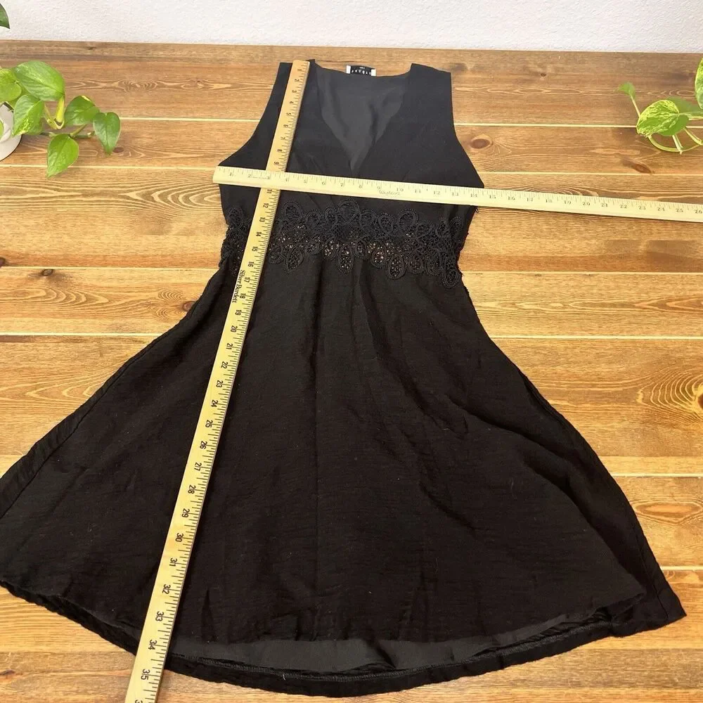 Sandro Paris Dress‎ 36 Elena Black Sleeveless V Neck Sheer Lace Panel Fit Flare - Picture 4 of 10